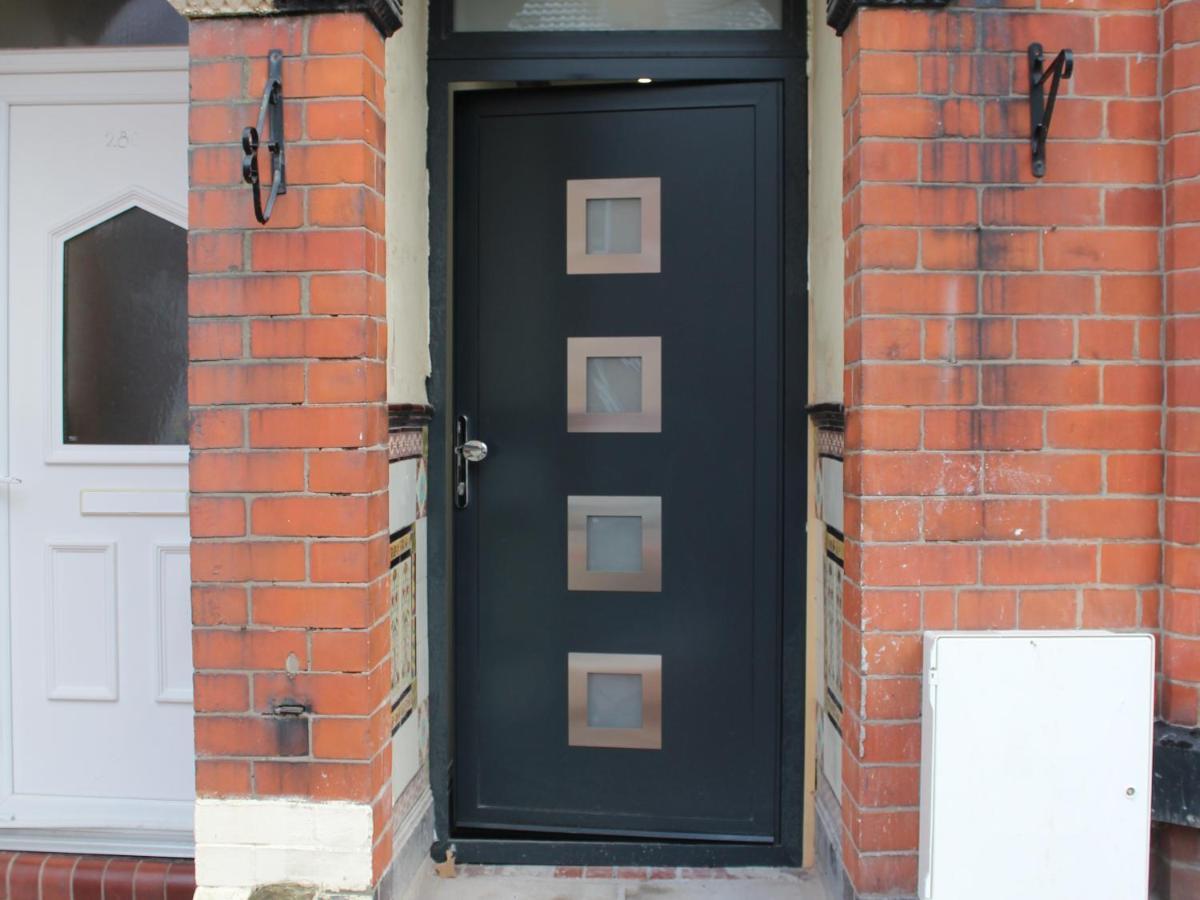 Townhouse Plus @ 282 Walthall Street Crewe Exterior foto